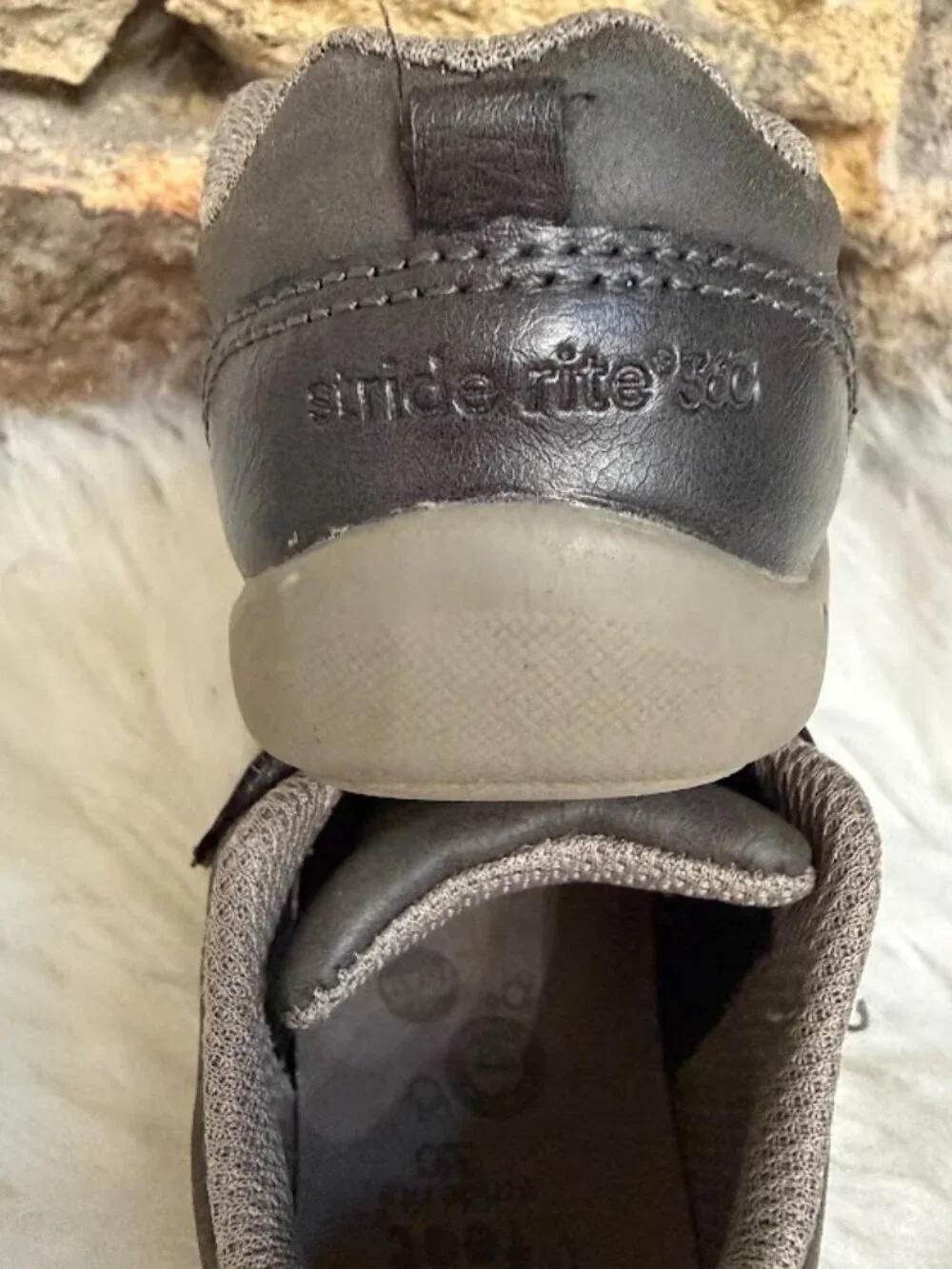 Stride Rite Toddler Shoes Wide Fit Gray Velcro First Walker Size 3